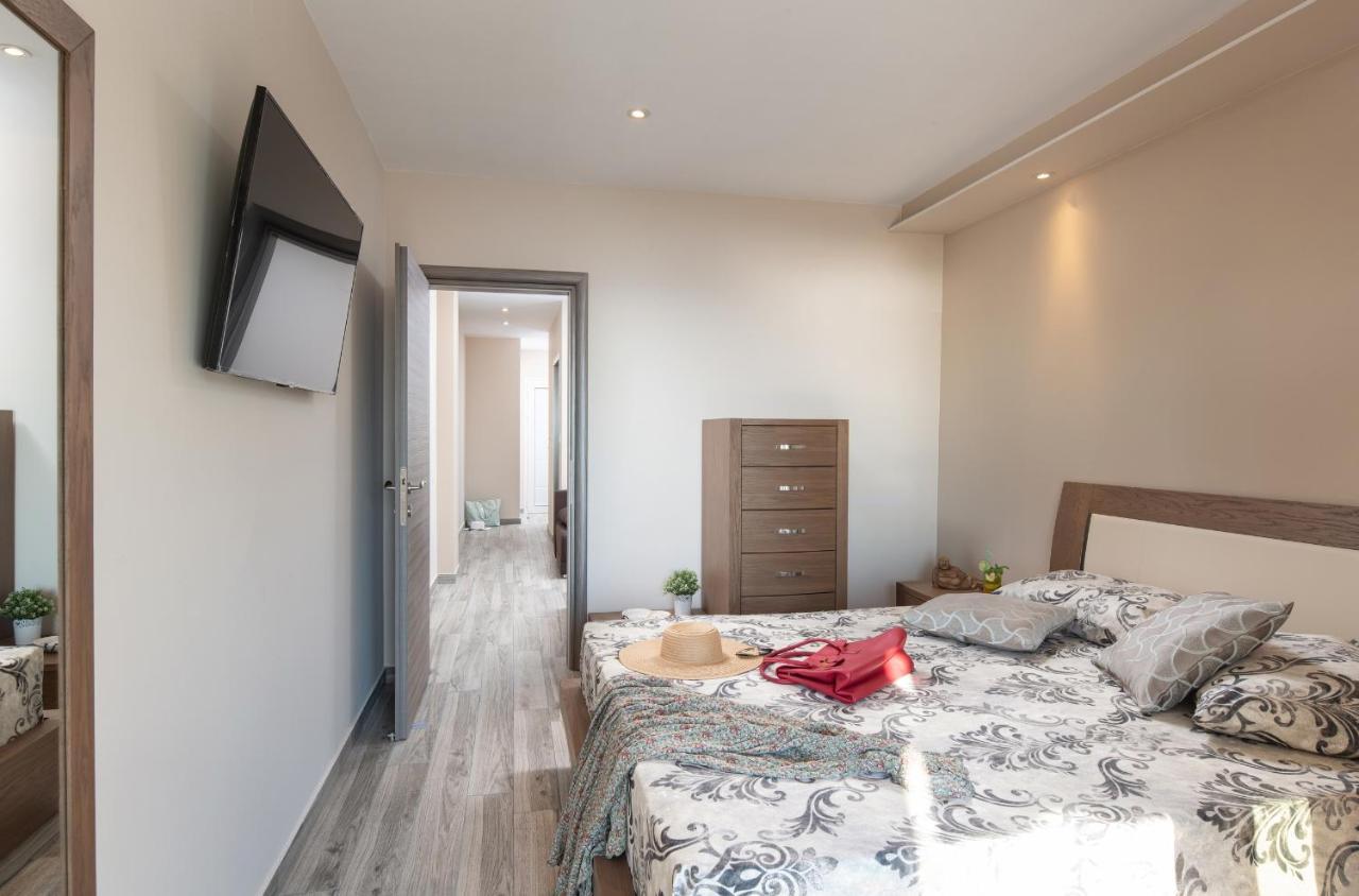 Sunset Studios - Suites With Seaview & Back Side Apartements Toróni Kültér fotó