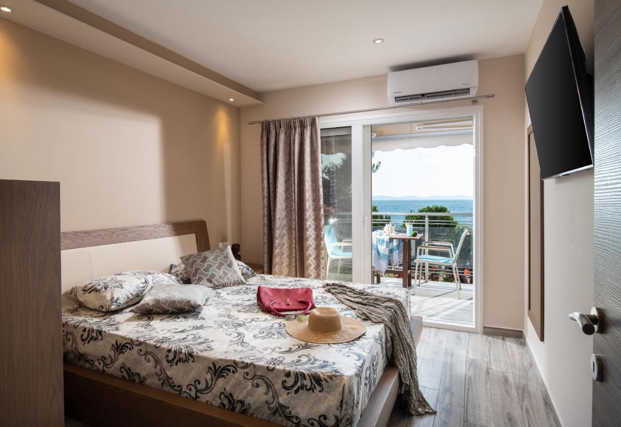 Sunset Studios - Suites With Seaview & Back Side Apartements Toróni Kültér fotó