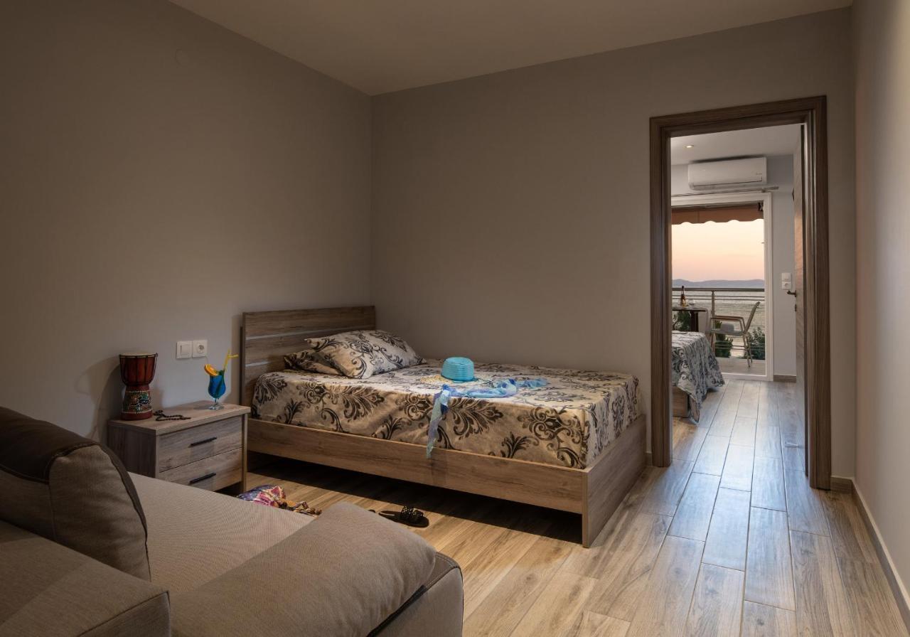 Sunset Studios - Suites With Seaview & Back Side Apartements Toróni Kültér fotó