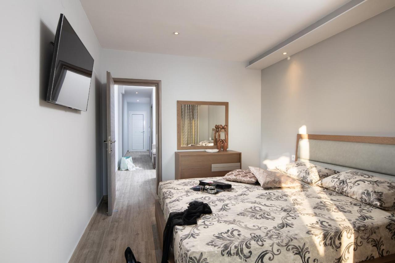 Sunset Studios - Suites With Seaview & Back Side Apartements Toróni Kültér fotó