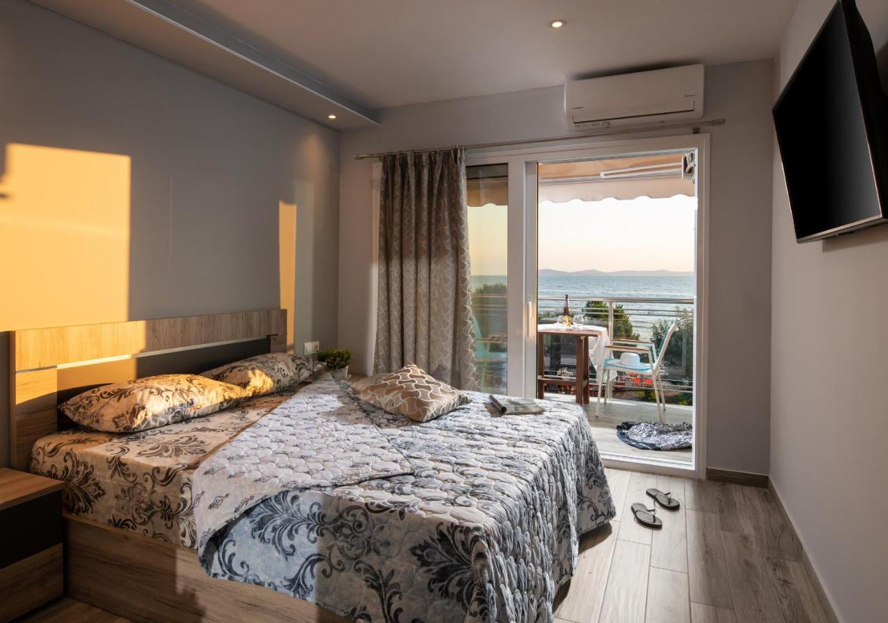 Sunset Studios - Suites With Seaview & Back Side Apartements Toróni Kültér fotó