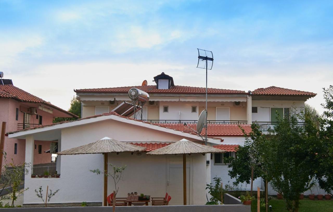 Sunset Studios - Suites With Seaview & Back Side Apartements Toróni Kültér fotó
